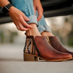 Inkkas Brown Leather Ankle Bootie